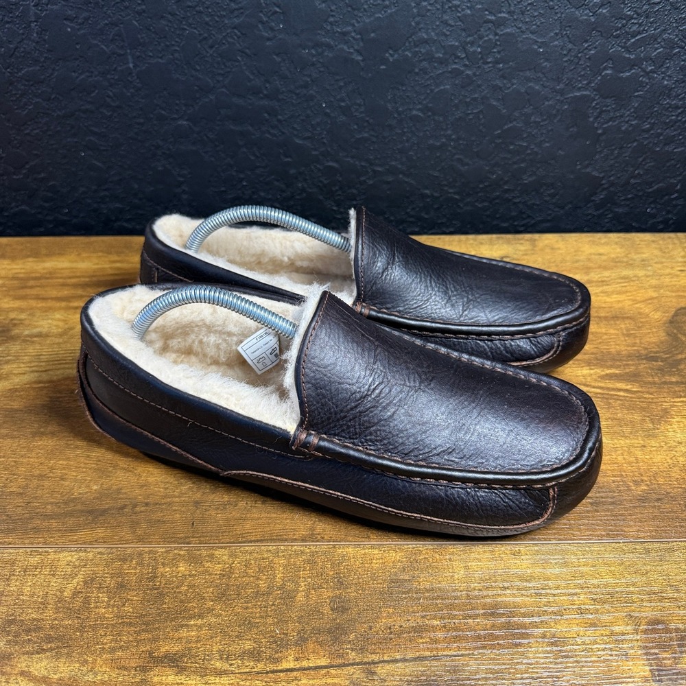 UGG Ascot 5379 Brown Leather Sheepskin Lined Moccasin Slippers Mens Size 10
